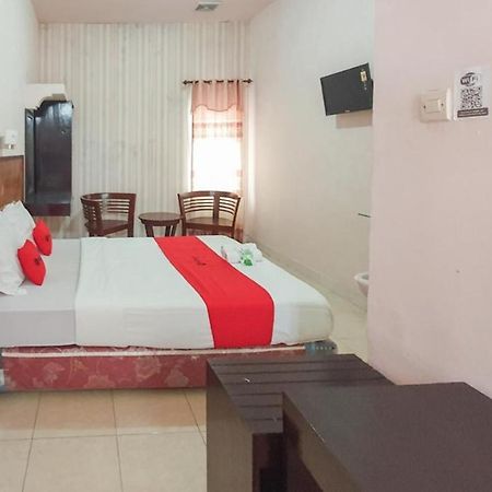 מלון באטו Reddoorz At Pujon Malang מראה חיצוני תמונה