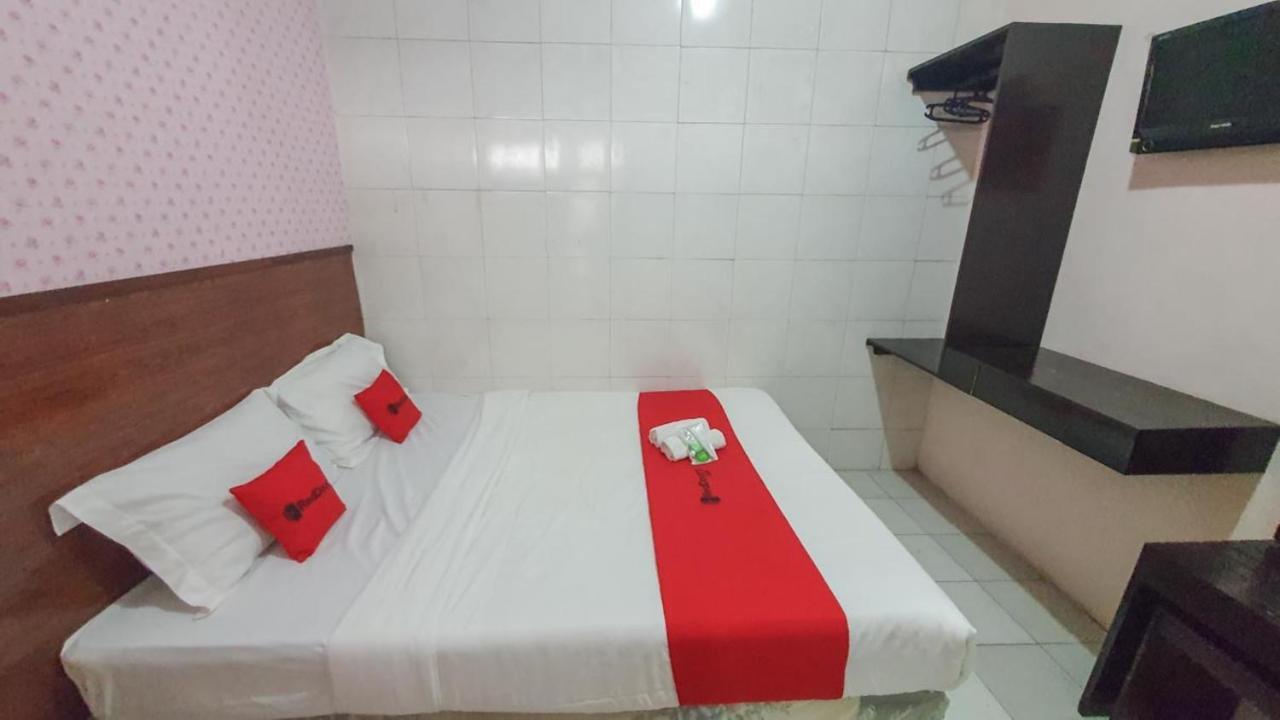 מלון באטו Reddoorz At Pujon Malang מראה חיצוני תמונה