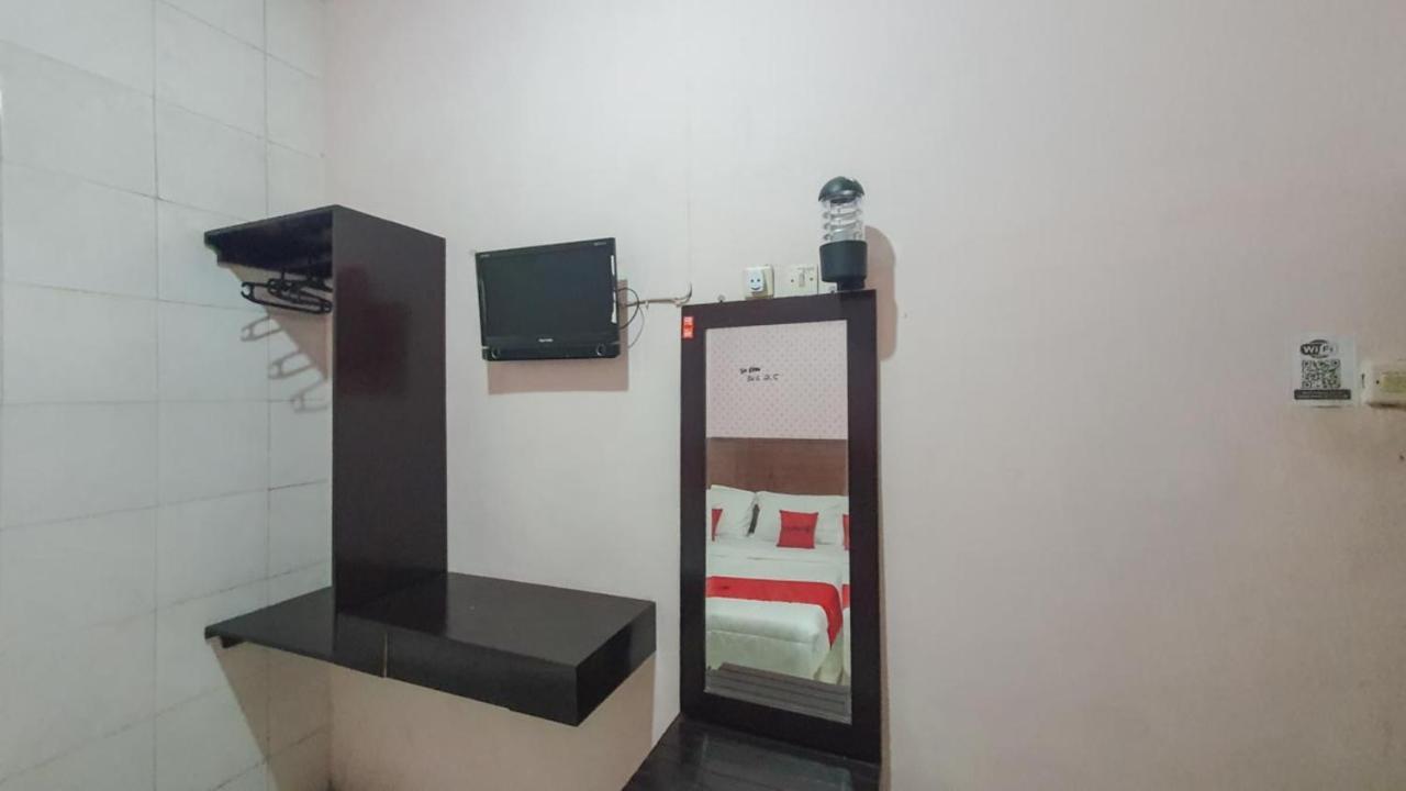מלון באטו Reddoorz At Pujon Malang מראה חיצוני תמונה