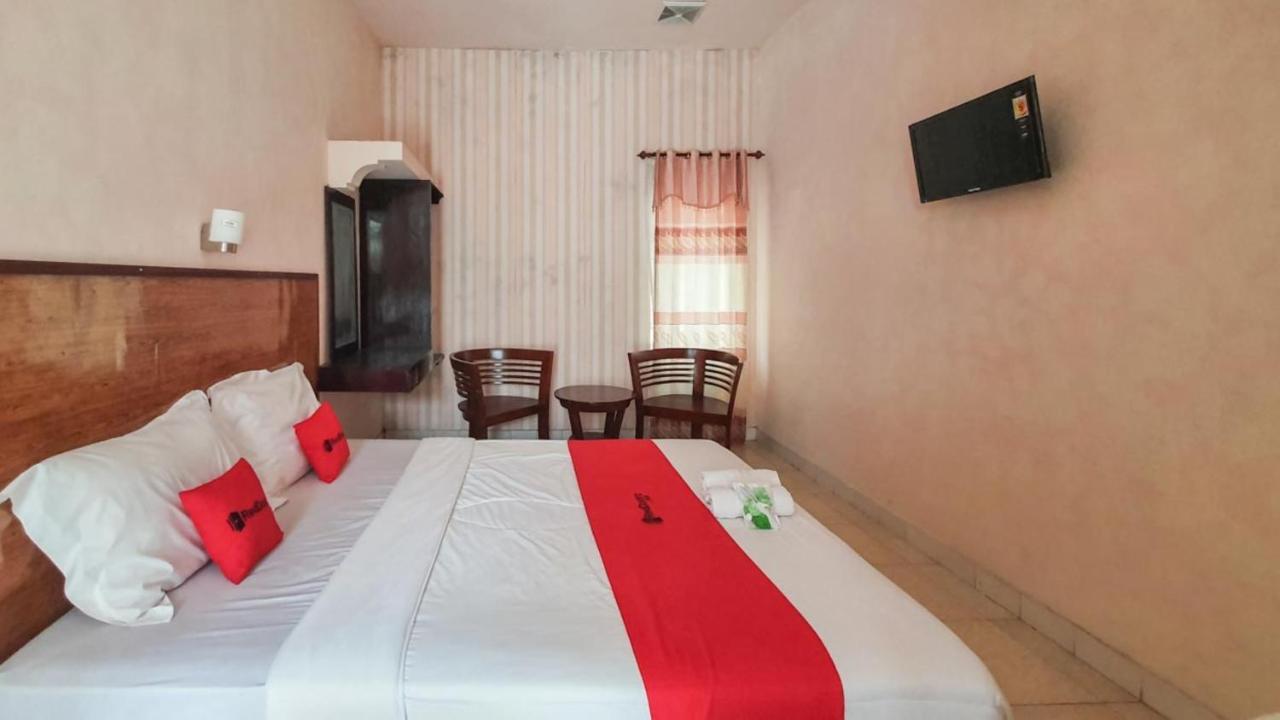 מלון באטו Reddoorz At Pujon Malang מראה חיצוני תמונה