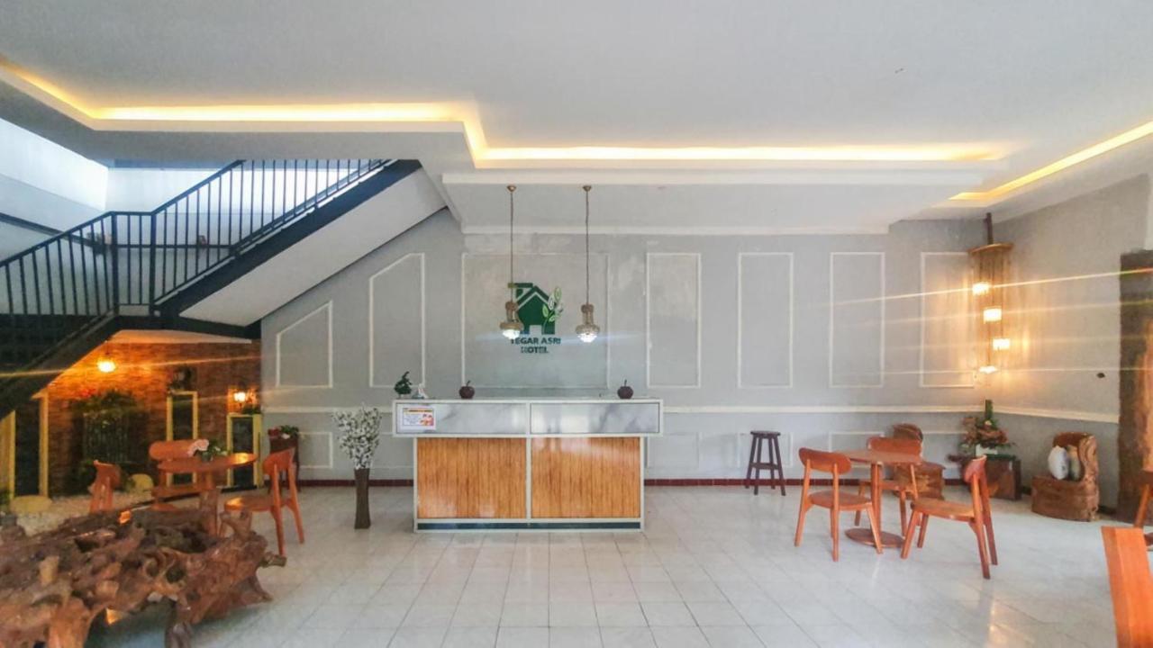 מלון באטו Reddoorz At Pujon Malang מראה חיצוני תמונה